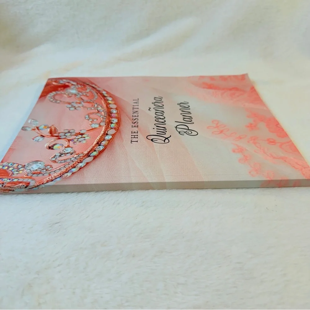 The Essential Quinceañera Planner Quince Años | 15 Year Old Birthday Crown Pink